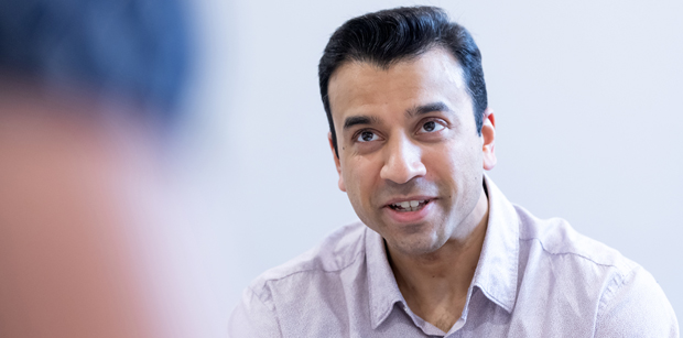 Photo of consultant Photo of consultant