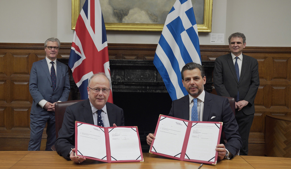 Professor Tim Orchard with Dr Vassili Apostolopoulos